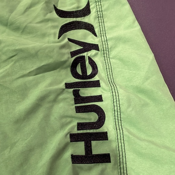 HURLEY Men’s Board Shorts Bathing Suit Swim Trunks Medium Green - Picture 2 of 4